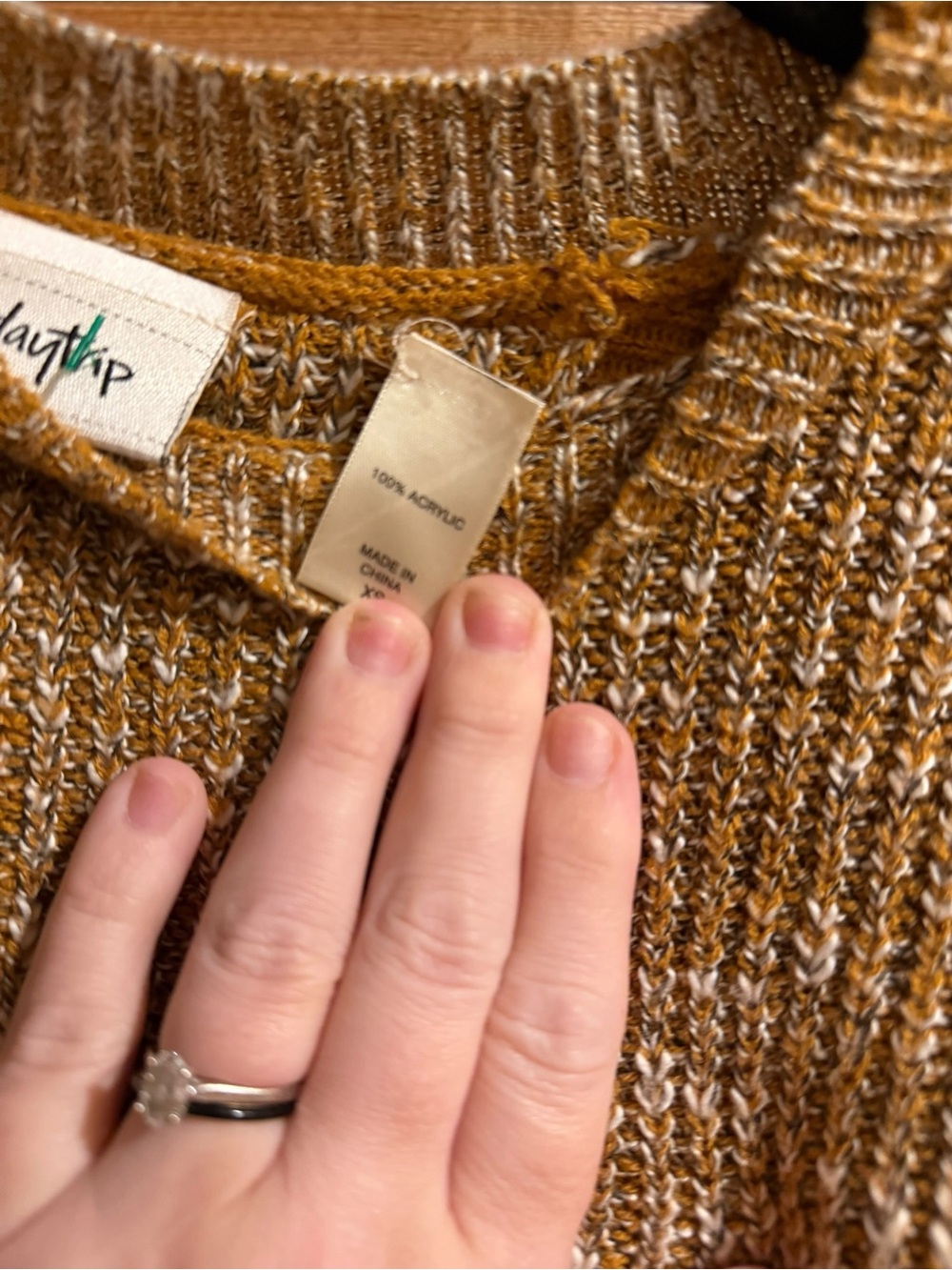 Daytrip Marled Knit Sweater Sz XS Mustard Gold Cropped Ribbed Cabincore Cozy - Picture 2 of 5